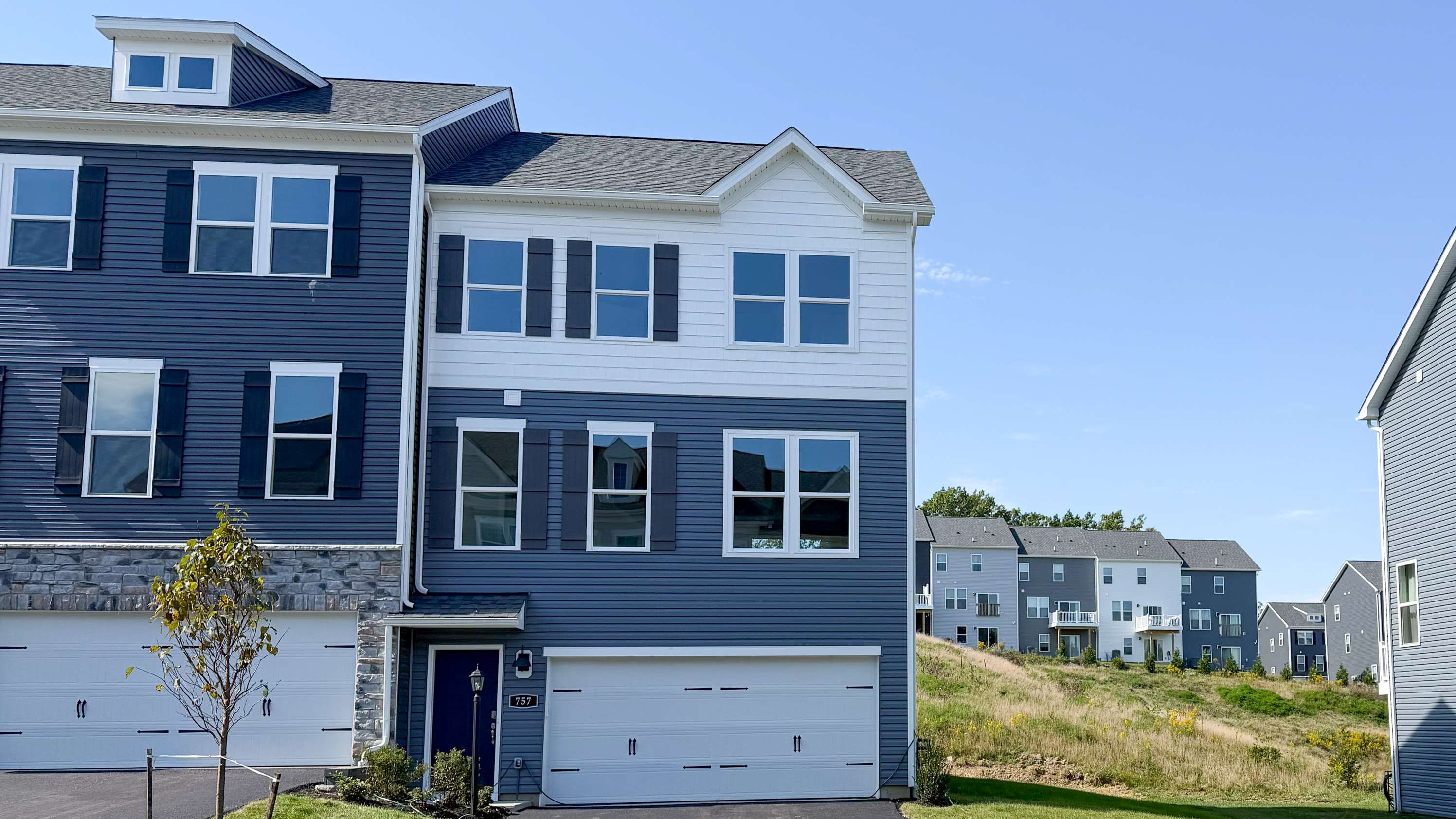 Exterior lot 201