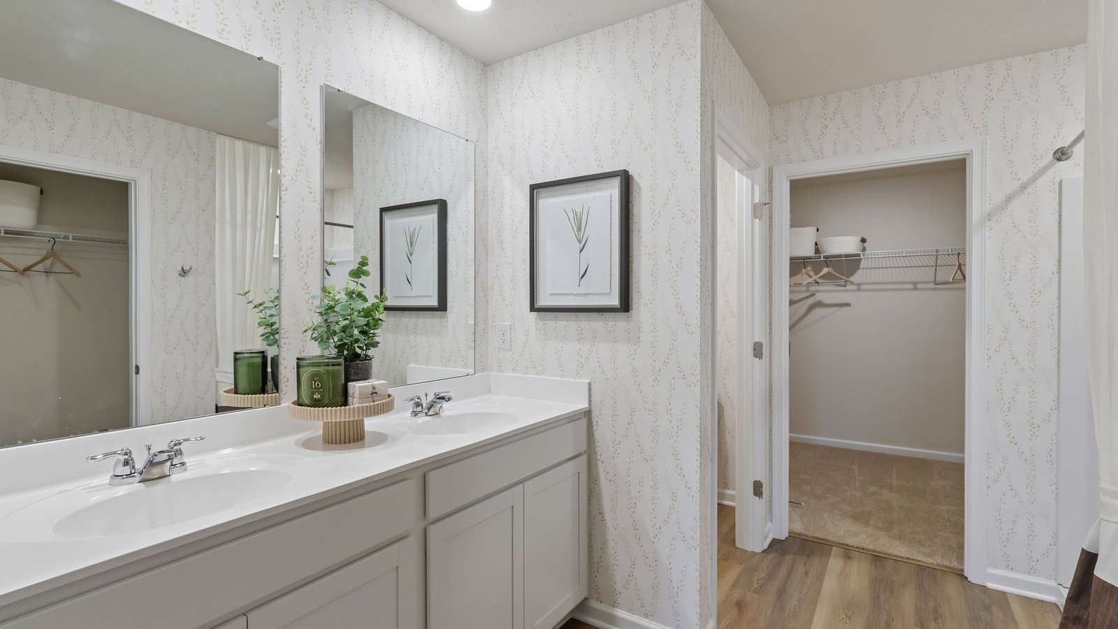 Primary ensuite bathroom