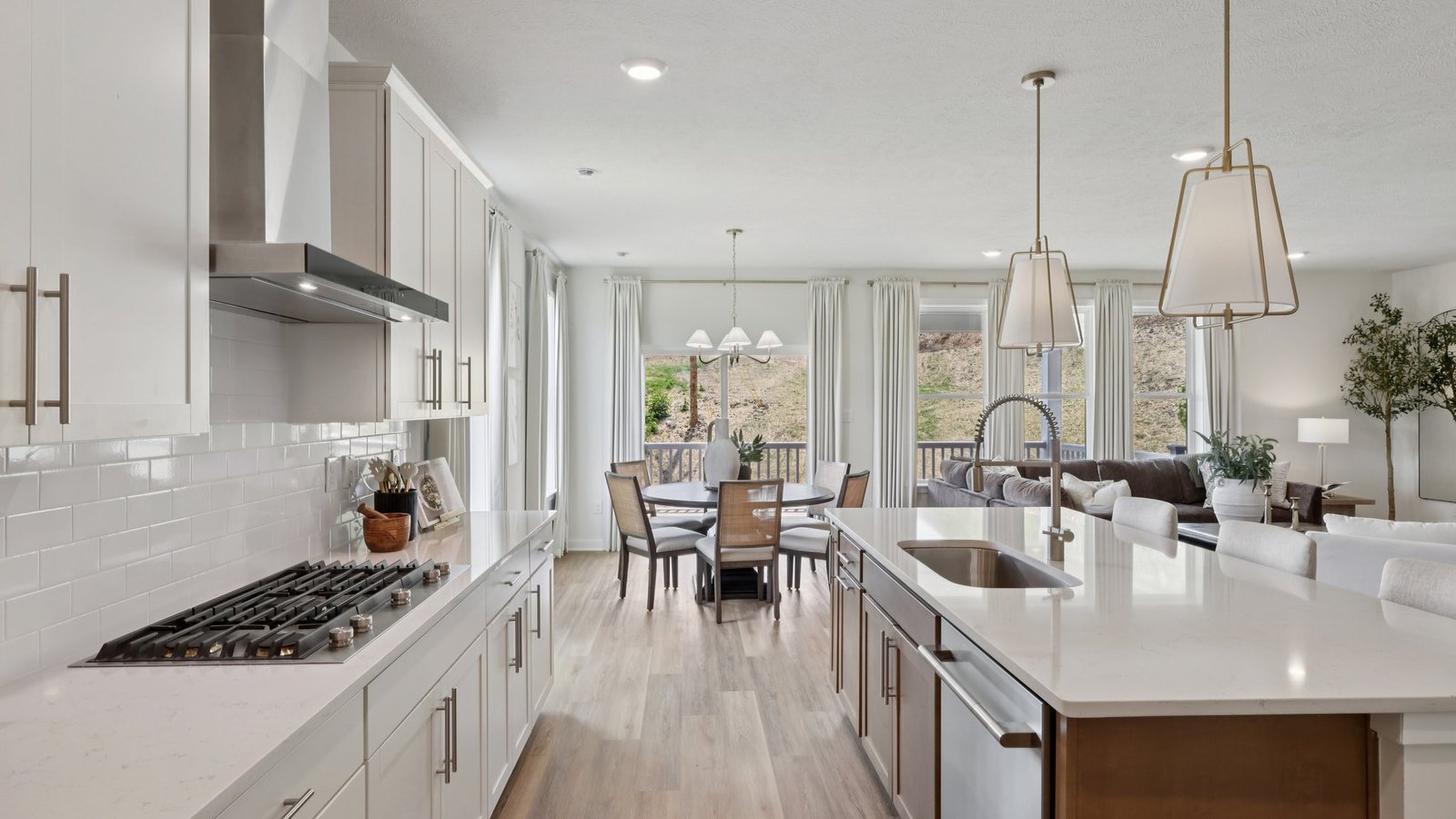 Kitchen with luxury finishes