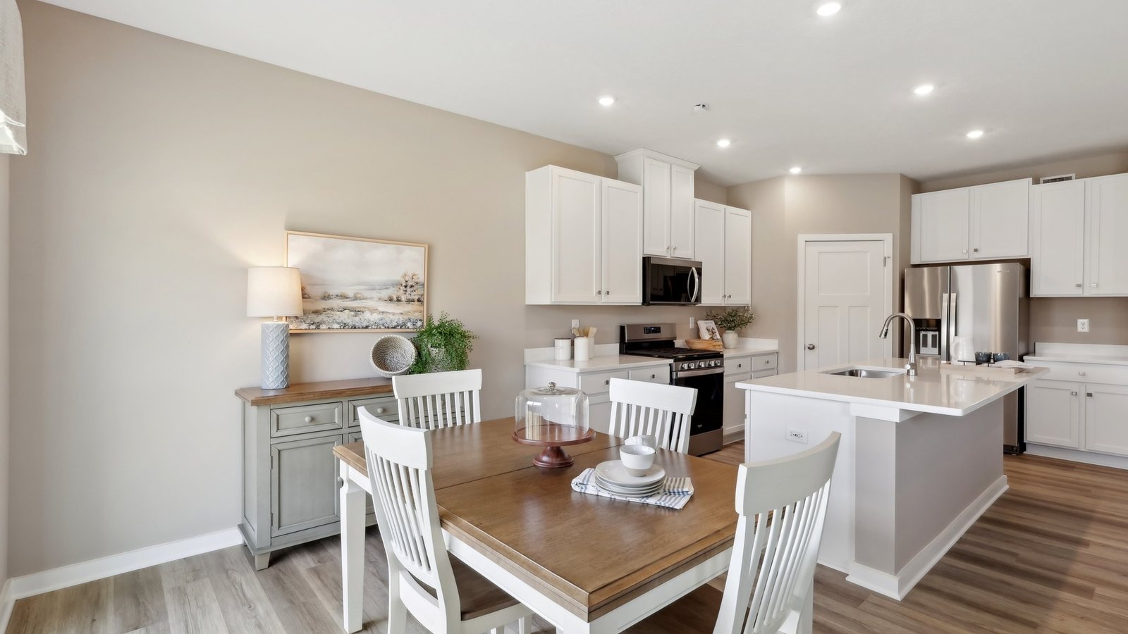 Dining area into kitchen space