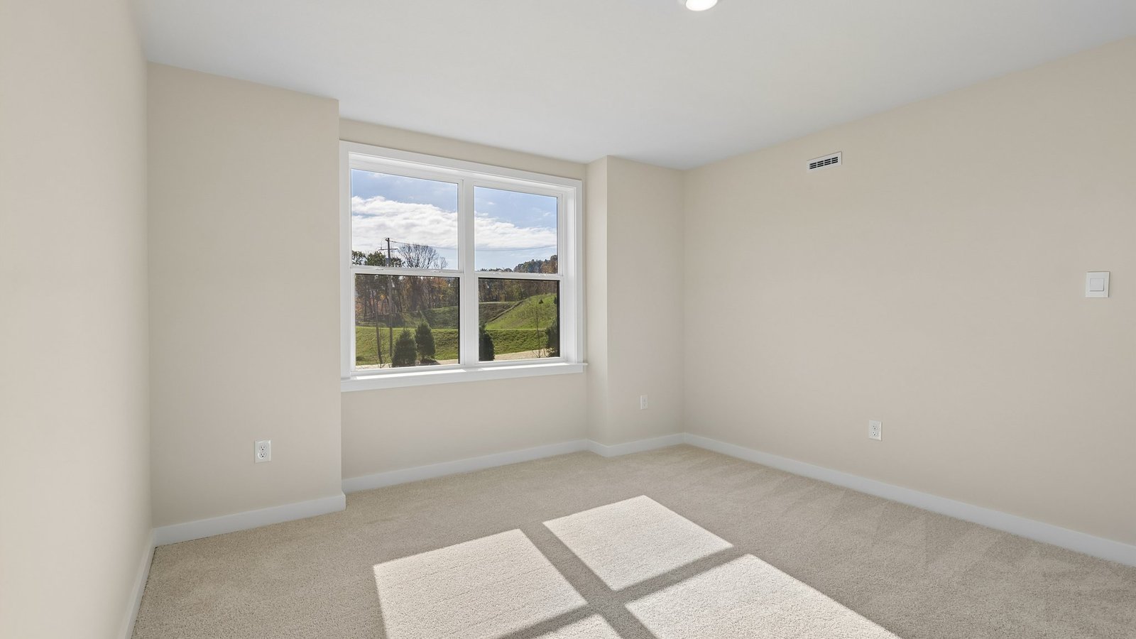 Second bedroom