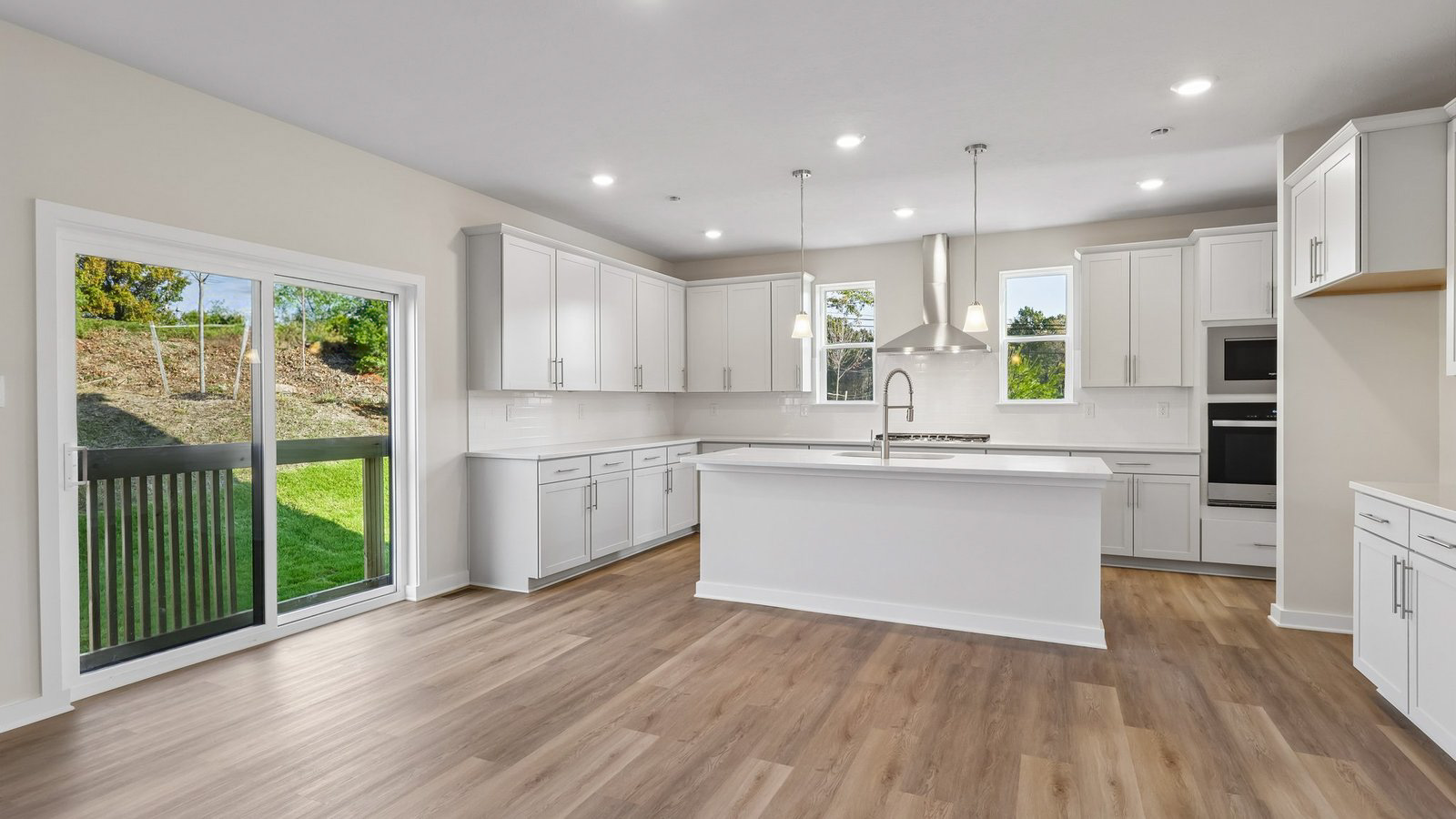 Kitchen into casual dining area