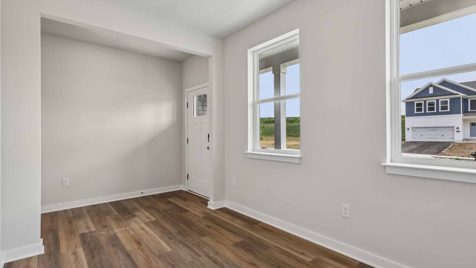 Flex room off of entry