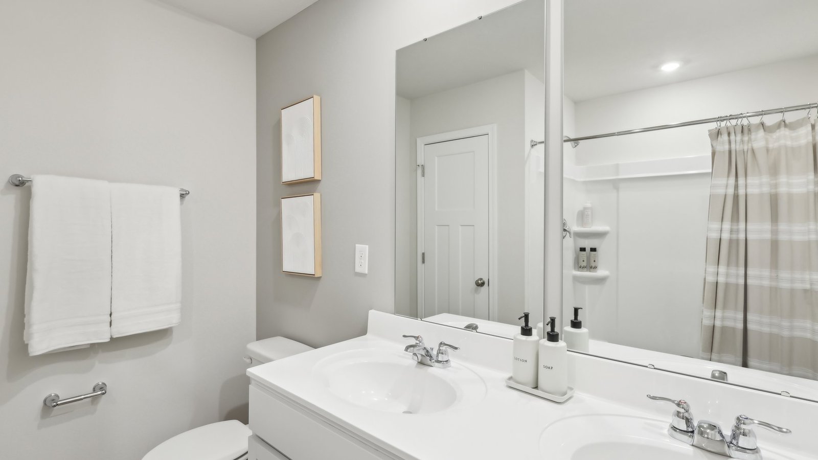 Primary ensuite bathroom