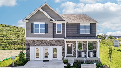 Front exterior of Hanover model at Worthington Village