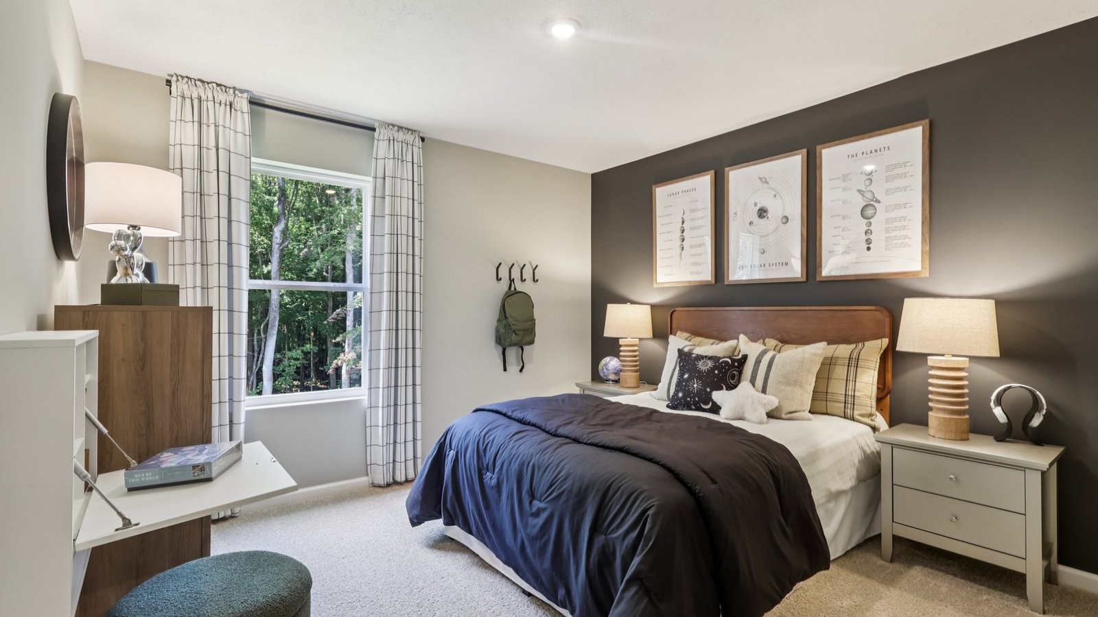Secondary bedroom with window