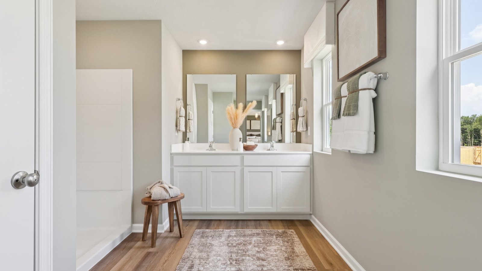 Primary bedroom ensuite bathroom