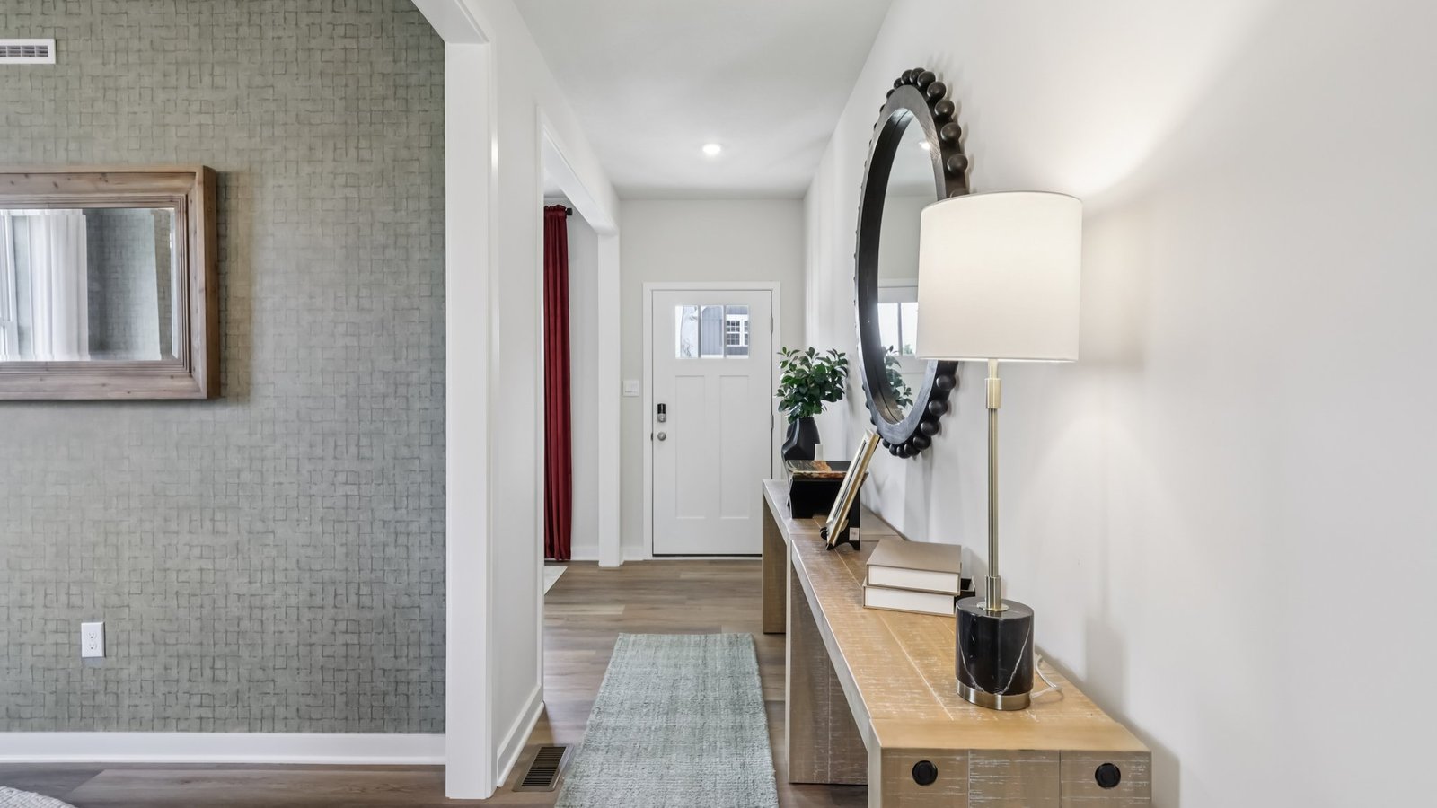 Entry way