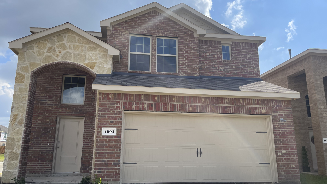 Available Home in Travis Ranch Marina Forney, TX D.R. Horton