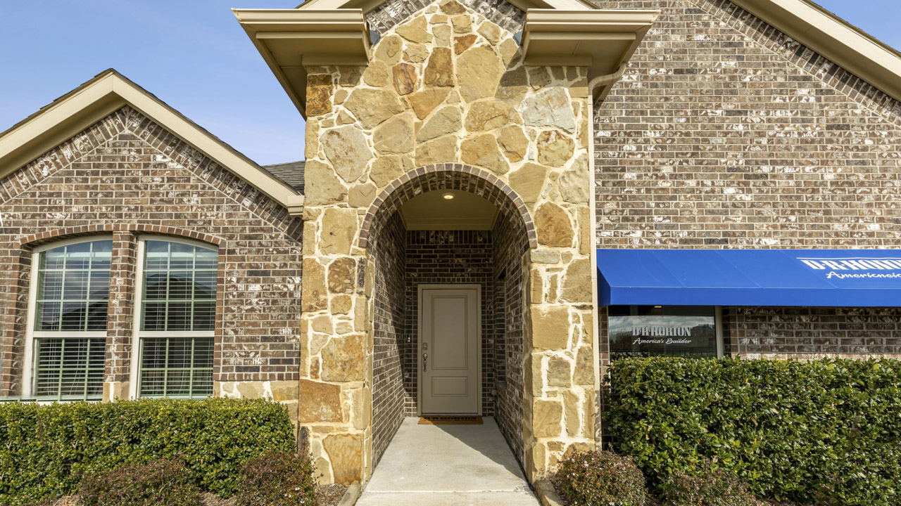 New Homes in Williamsburg Fate, TX D.R. Horton