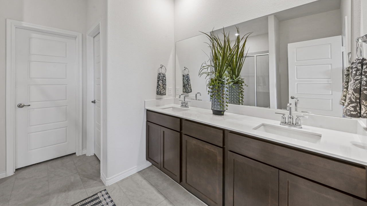 H233 Floorplan at Fireside by the Lake in Garland, TX.