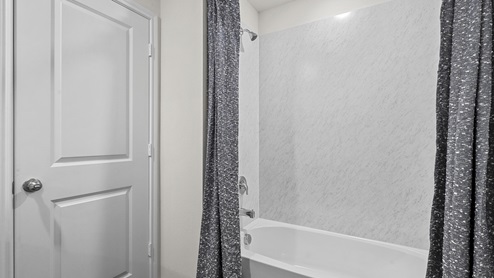 1308 Quest Bridge Road Model Bathroom Photo