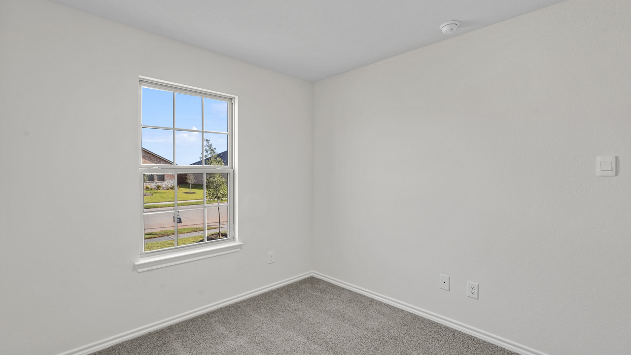 secondary bedroom with window