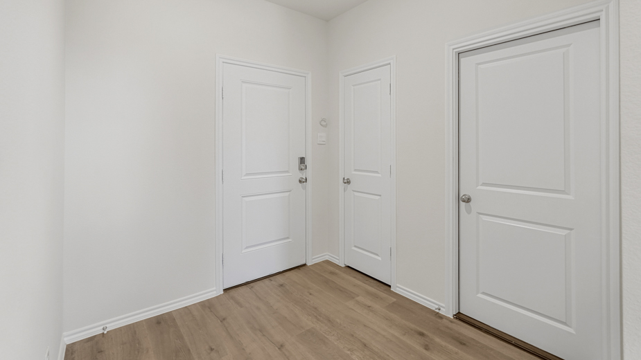 single story home interior entry way