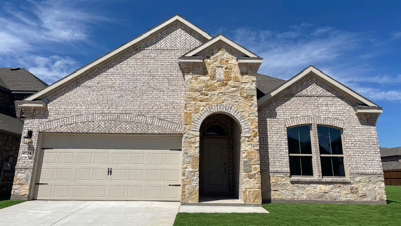 4174 Waldron Trl exterior