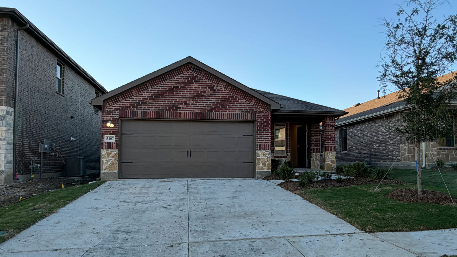 5407 Cormorant Grove exterior
