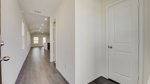 X30B interior entrance