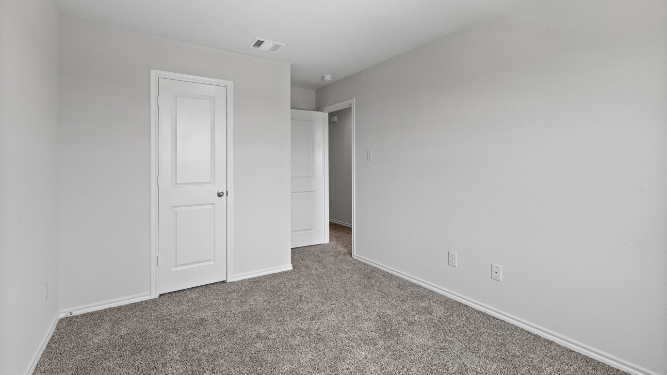 X30G secondary bedroom