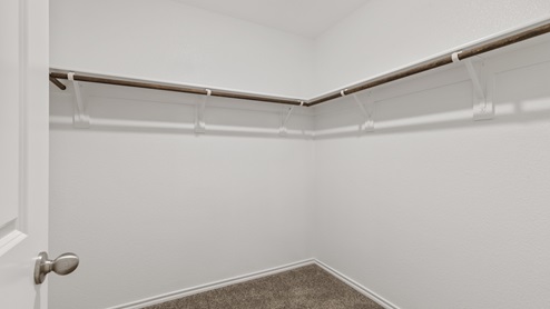 X30E primary bedroom closet
