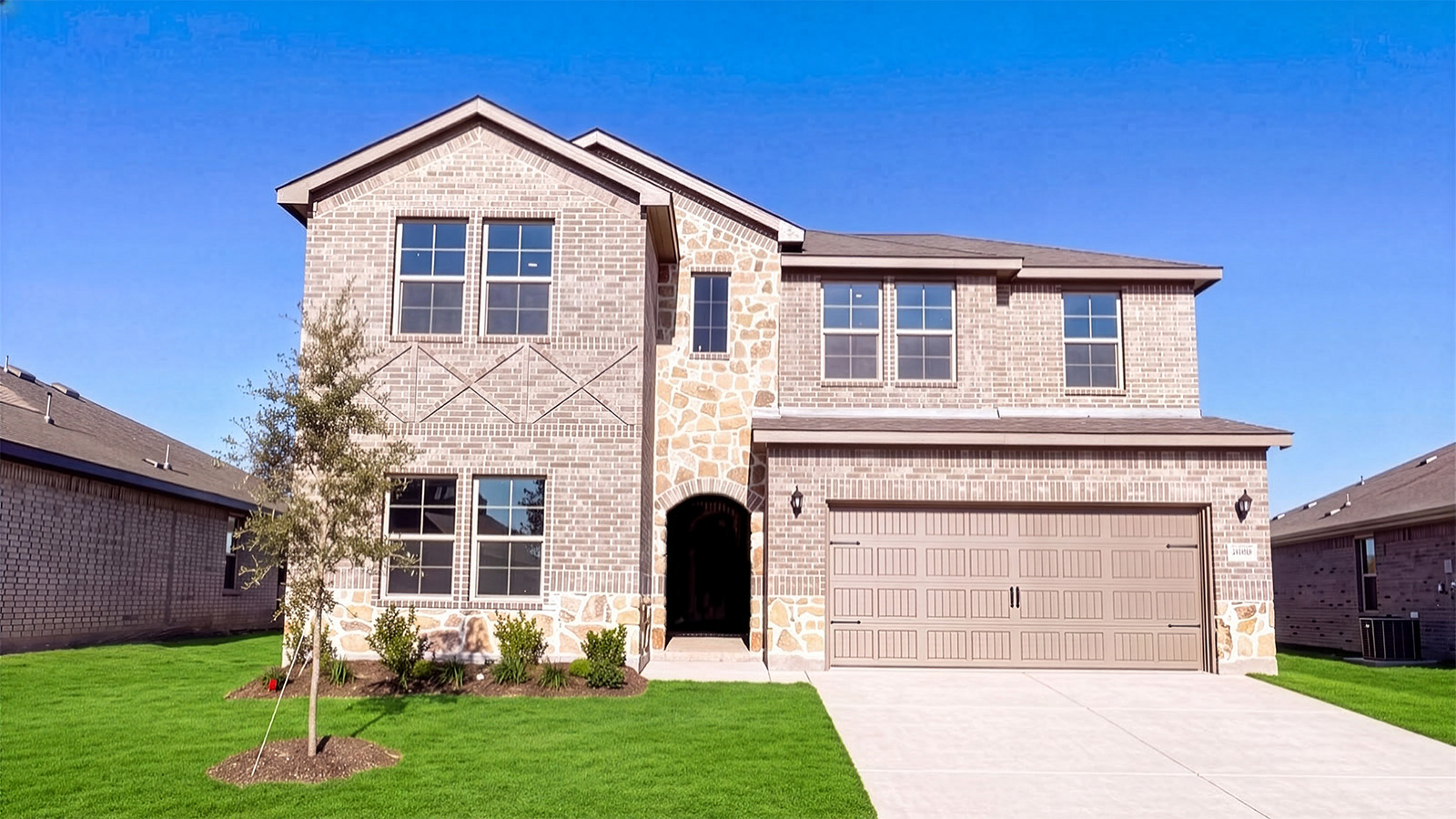 2040 Hearn Drive exterior
