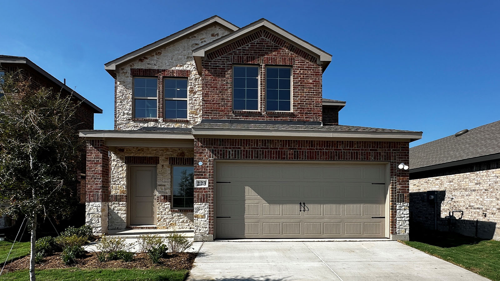 223 Pheasant Run Road exterior