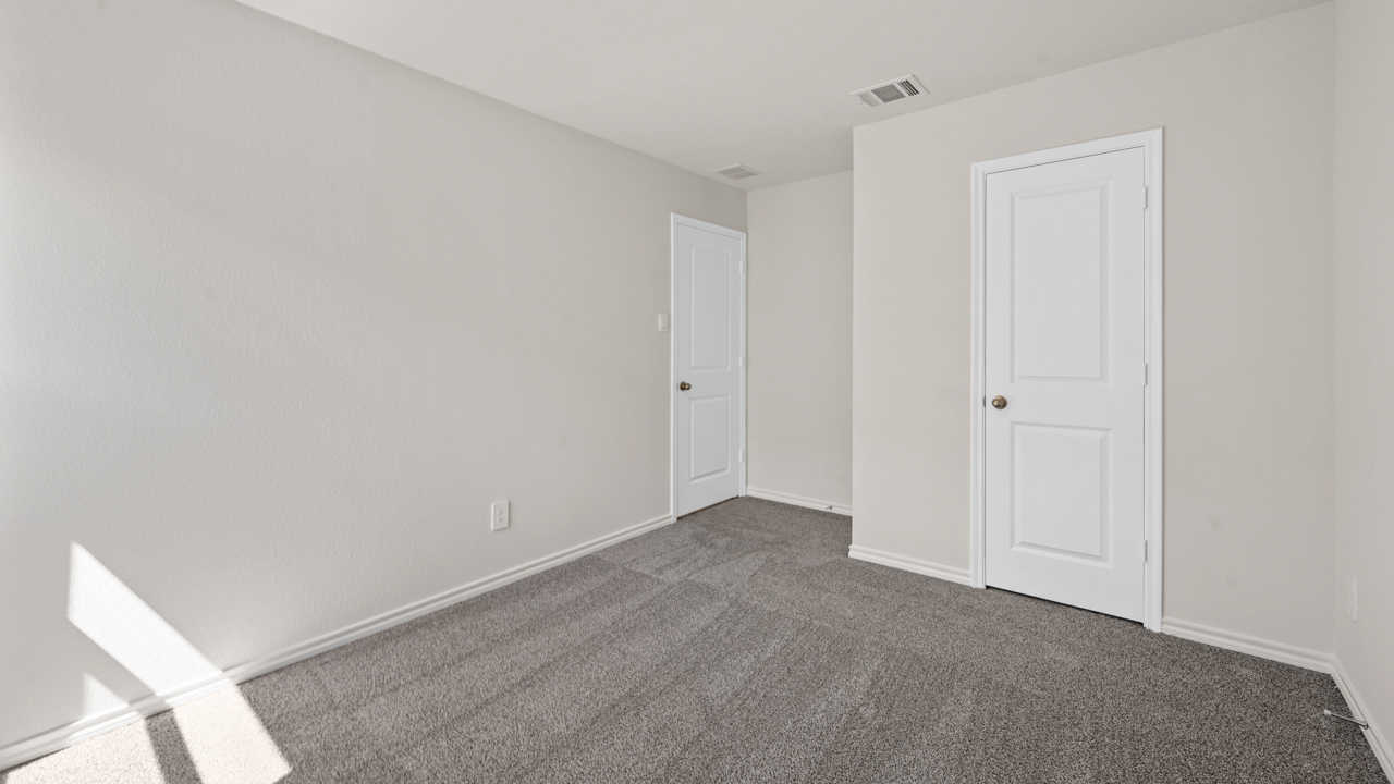 X30C secondary bedroom