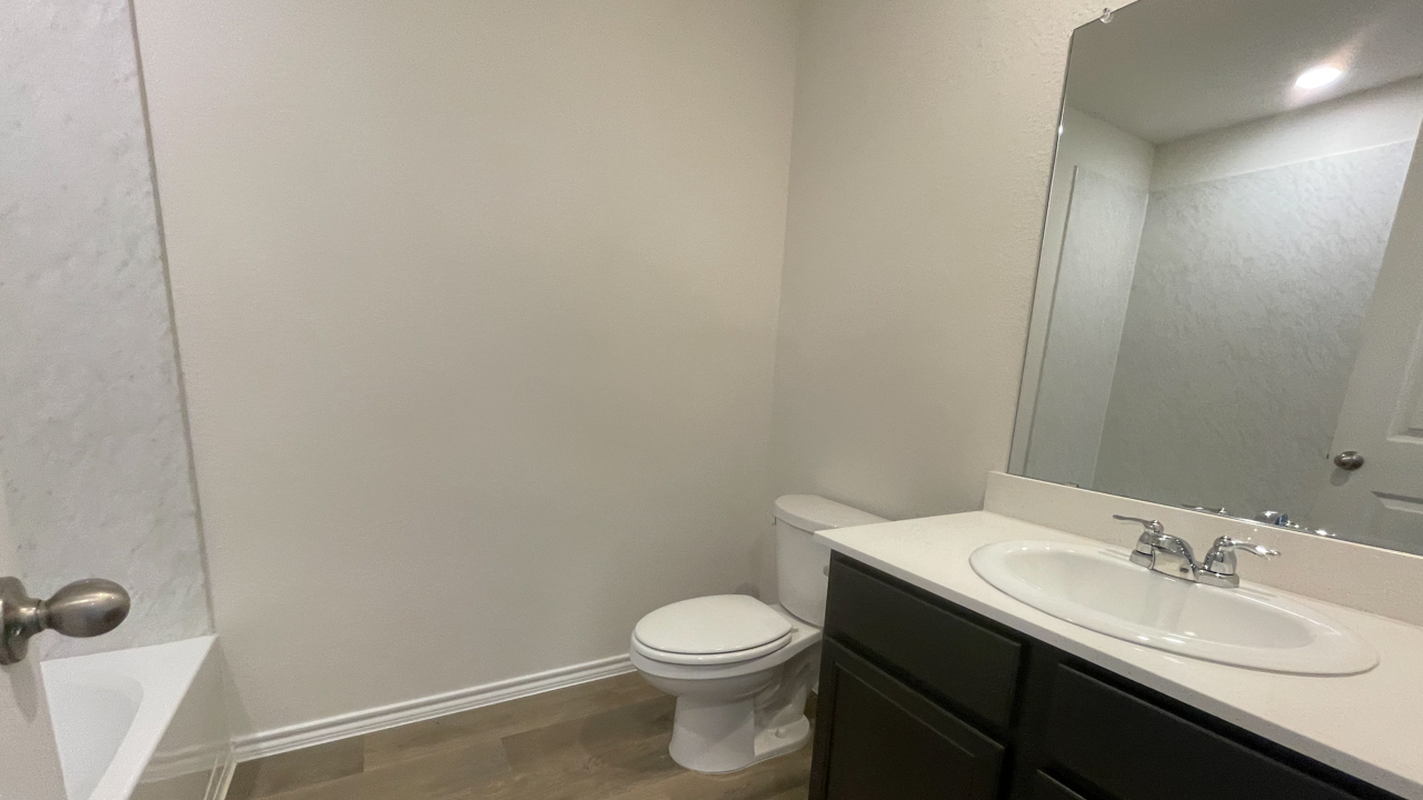 secondary bathroom