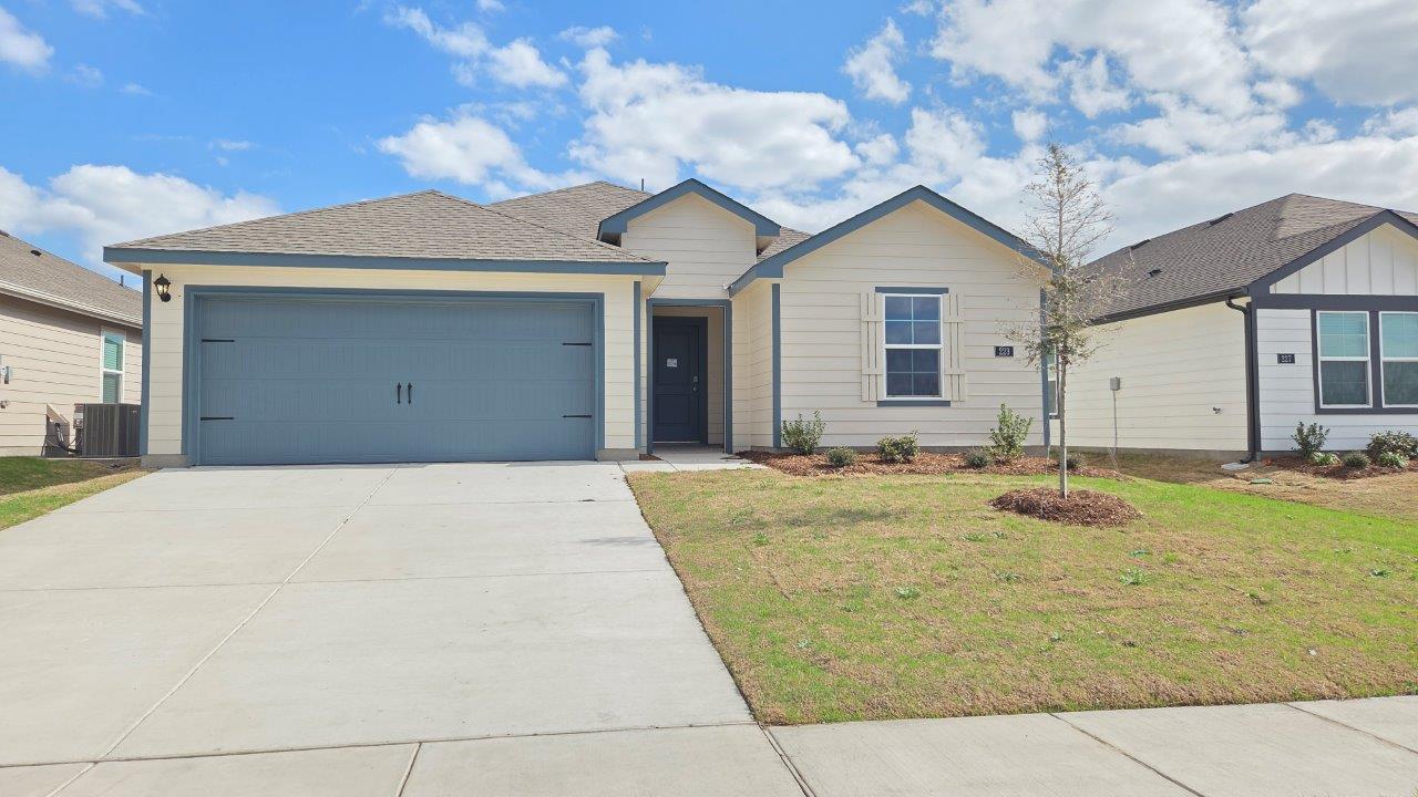 single story home with 2 car garage