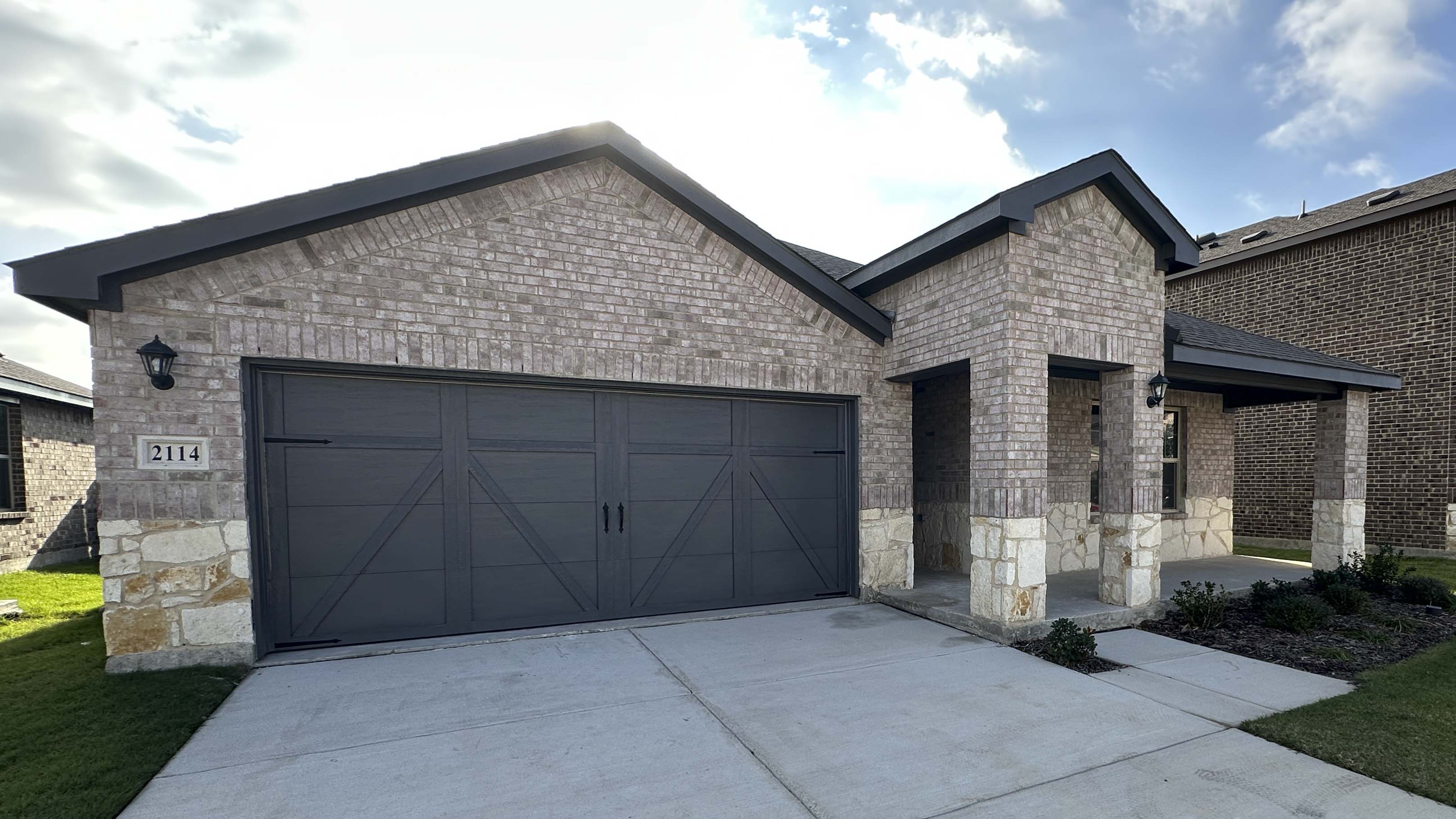 exterior of one story home