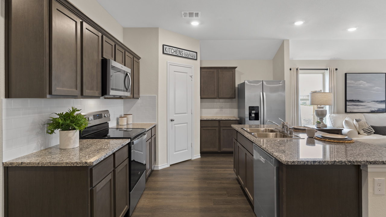 X40L kitchen area behind kitchen island