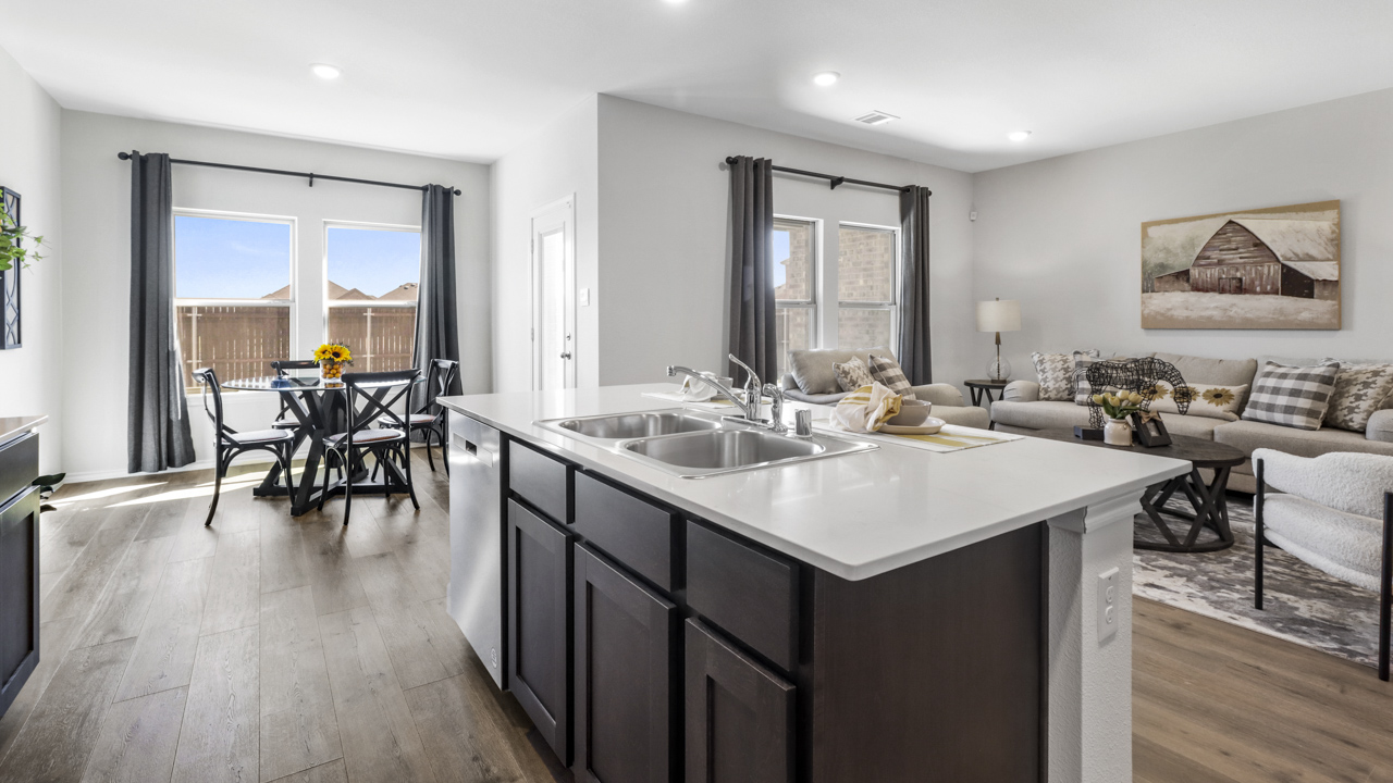 X40N kitchen area behind kitchen island