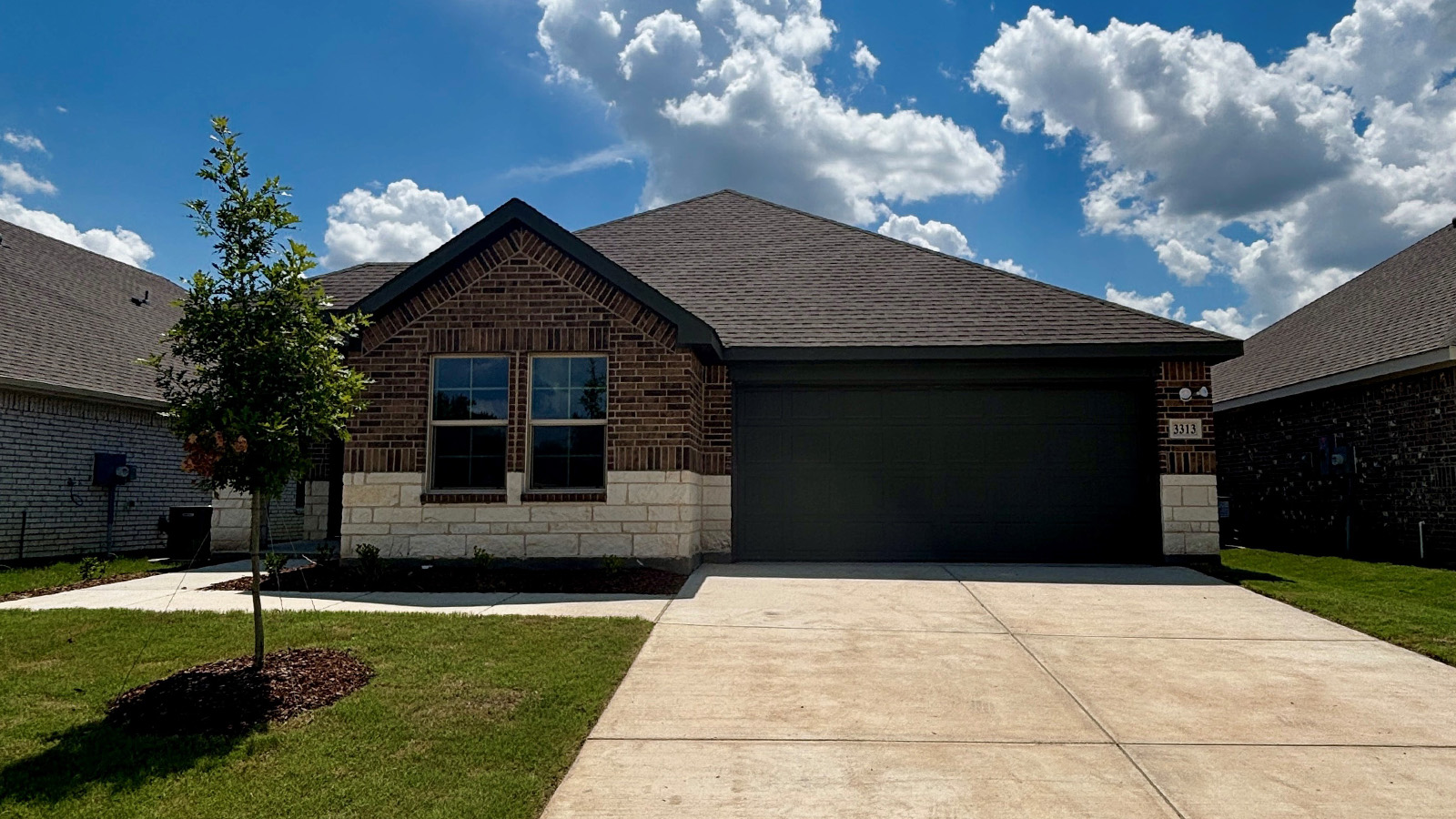 3313 Melissa Lane exterior