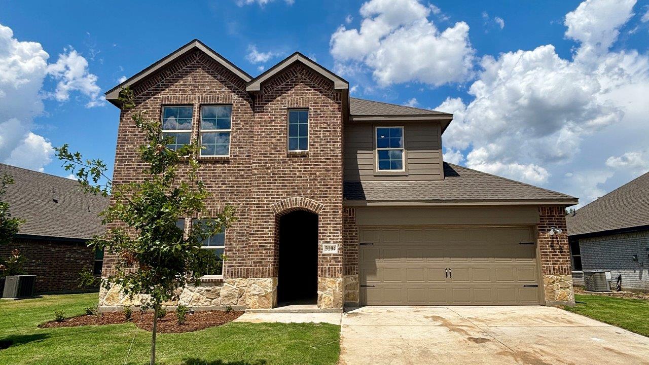 3104 Charleston Drive exterior