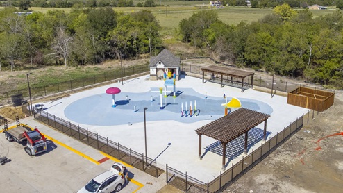 Aerial photo of the Stonehaven swimming pool with covered lounge area