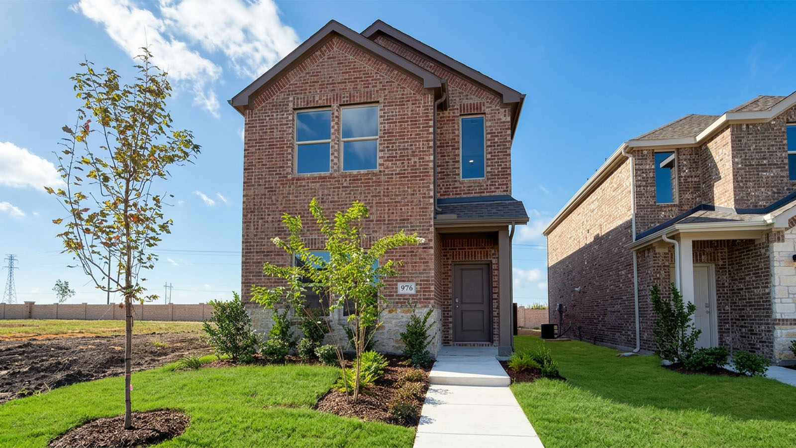 976 Happy Holly Road exterior