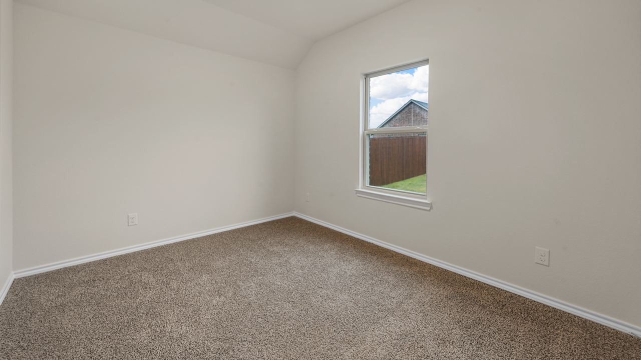 1519 secondary bedroom