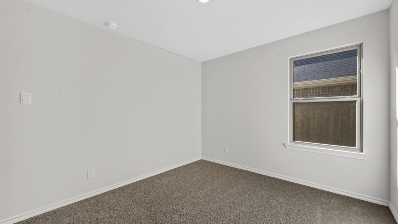 X30B secondary bedroom