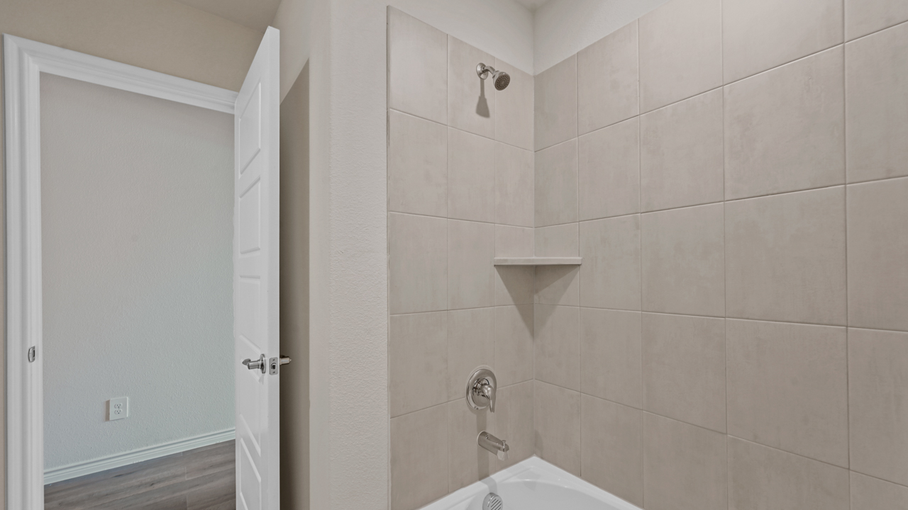 bathroom with standup shower