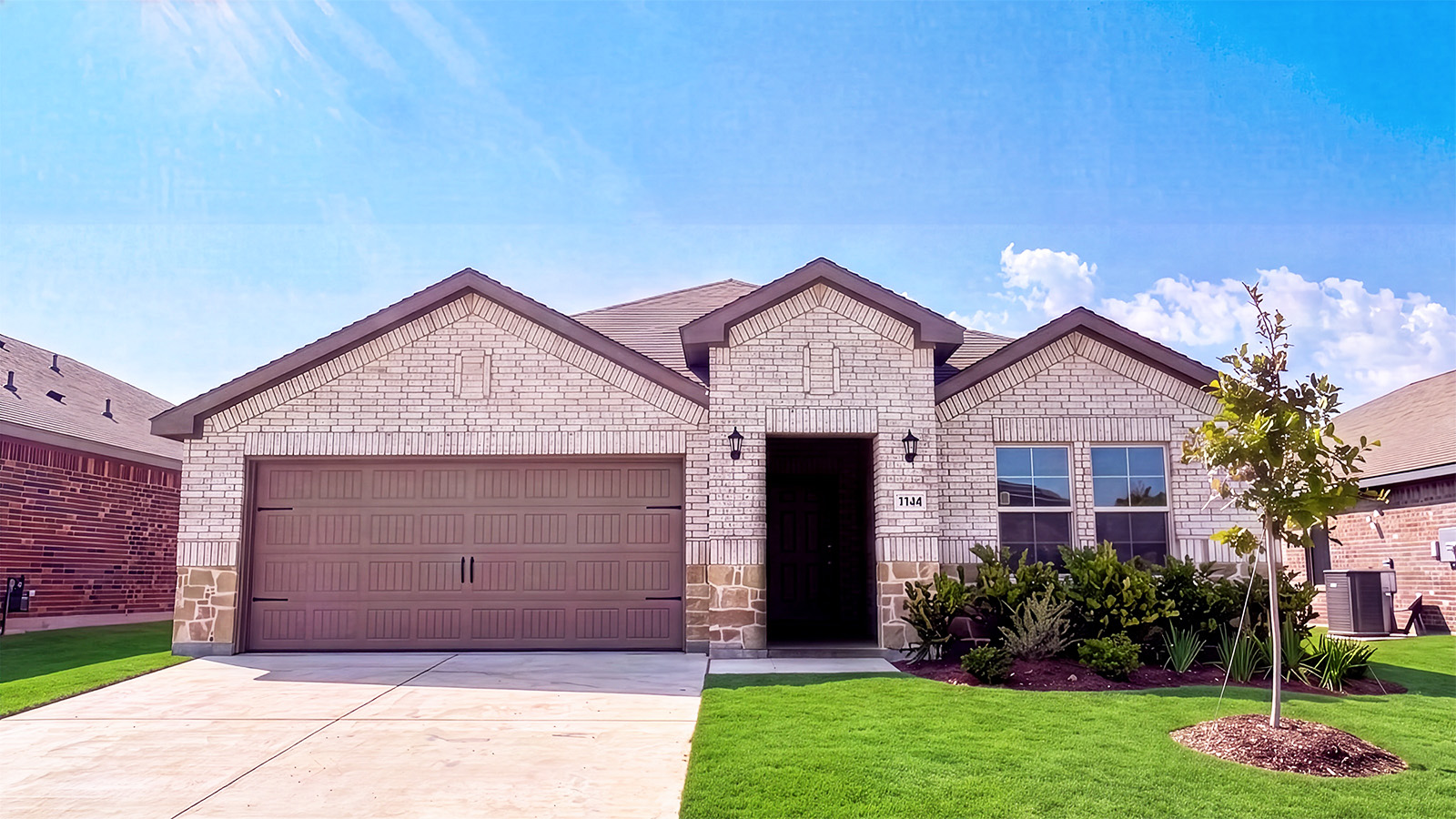 1144 Stella Drive exterior
