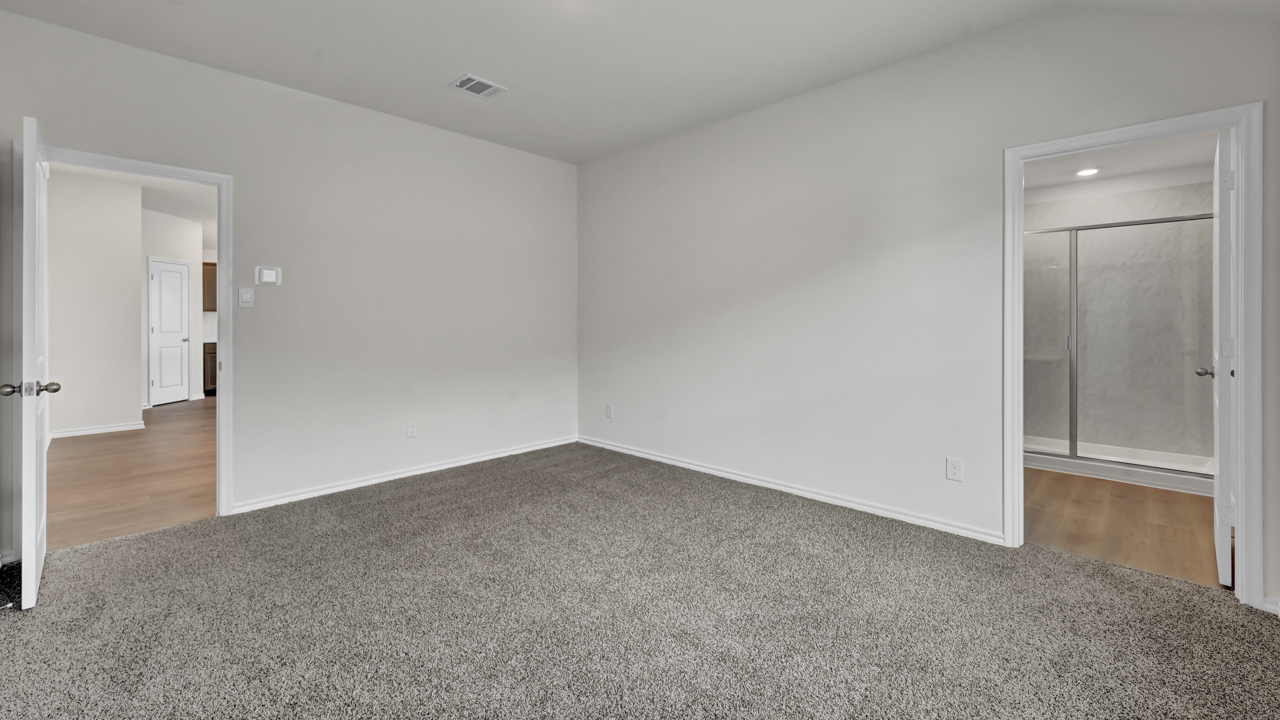 X40A primary bedroom