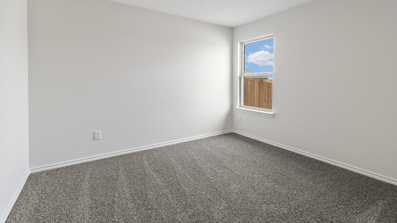 X40H secondary bedroom