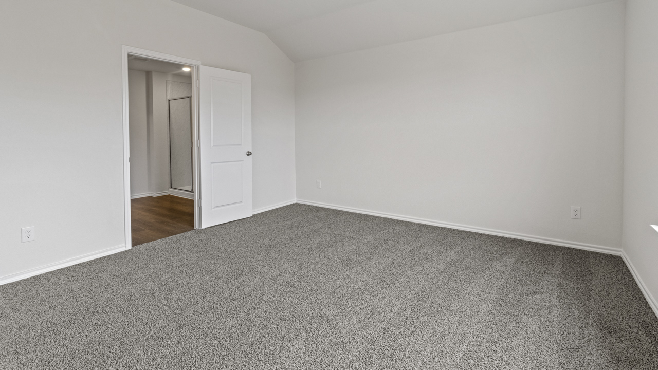 X40H primary bedroom