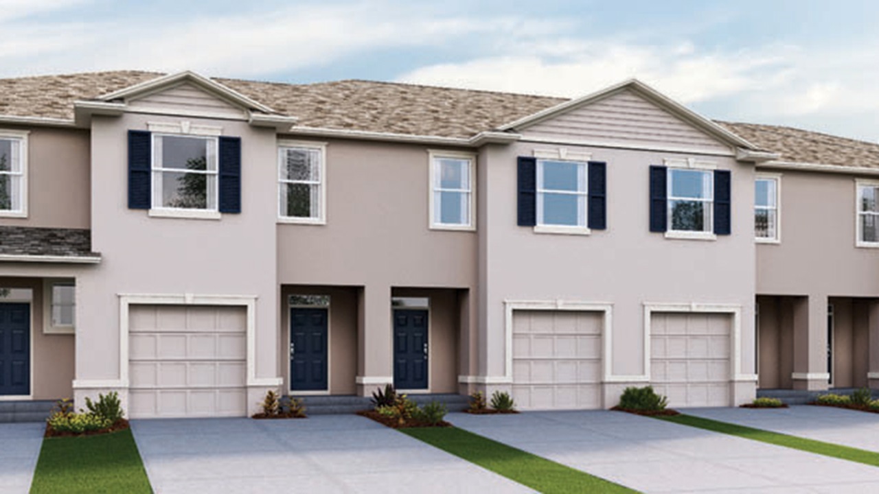 townhome exterior with one car garage