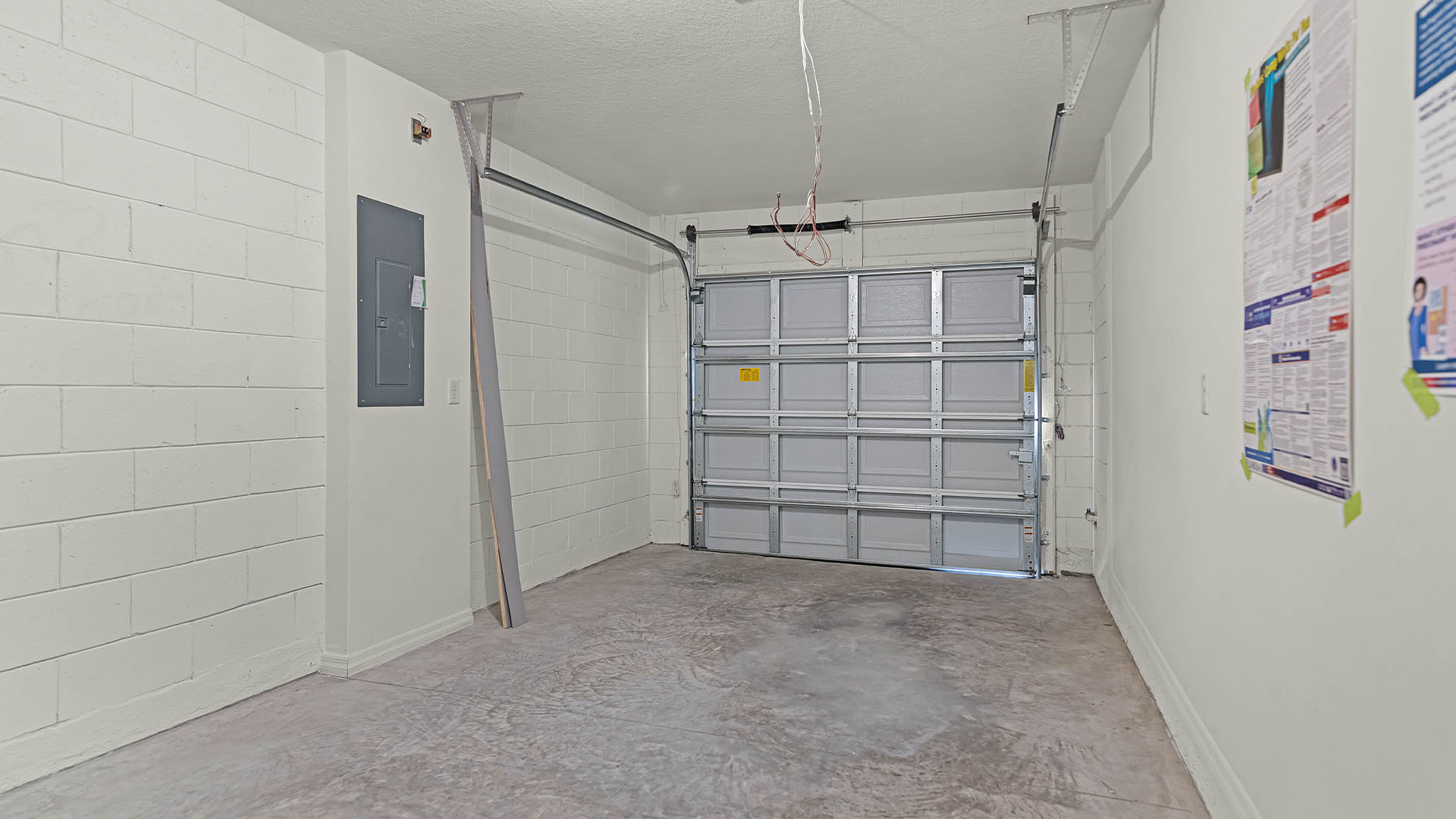 1 Car garage interior