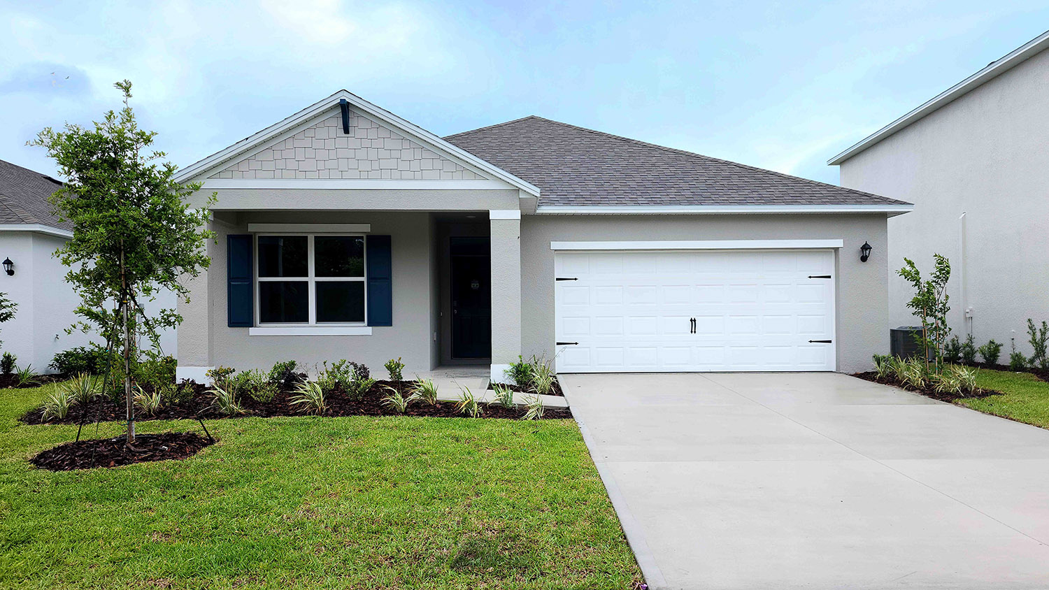 985 Champion Ridge Drive exterior