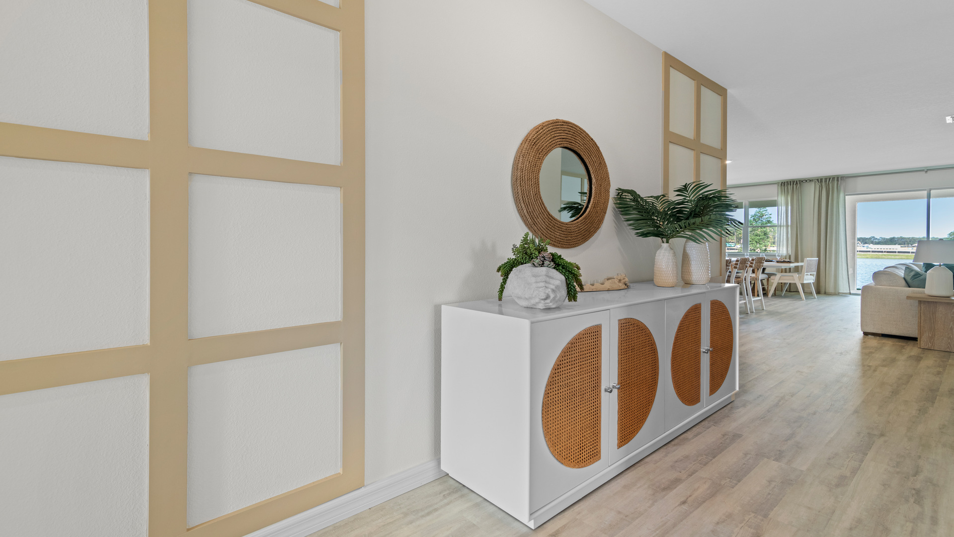 Entry to home with laminate flooring