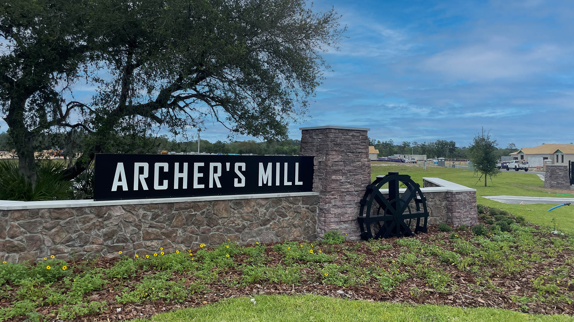 Archers Mill Entry Monument