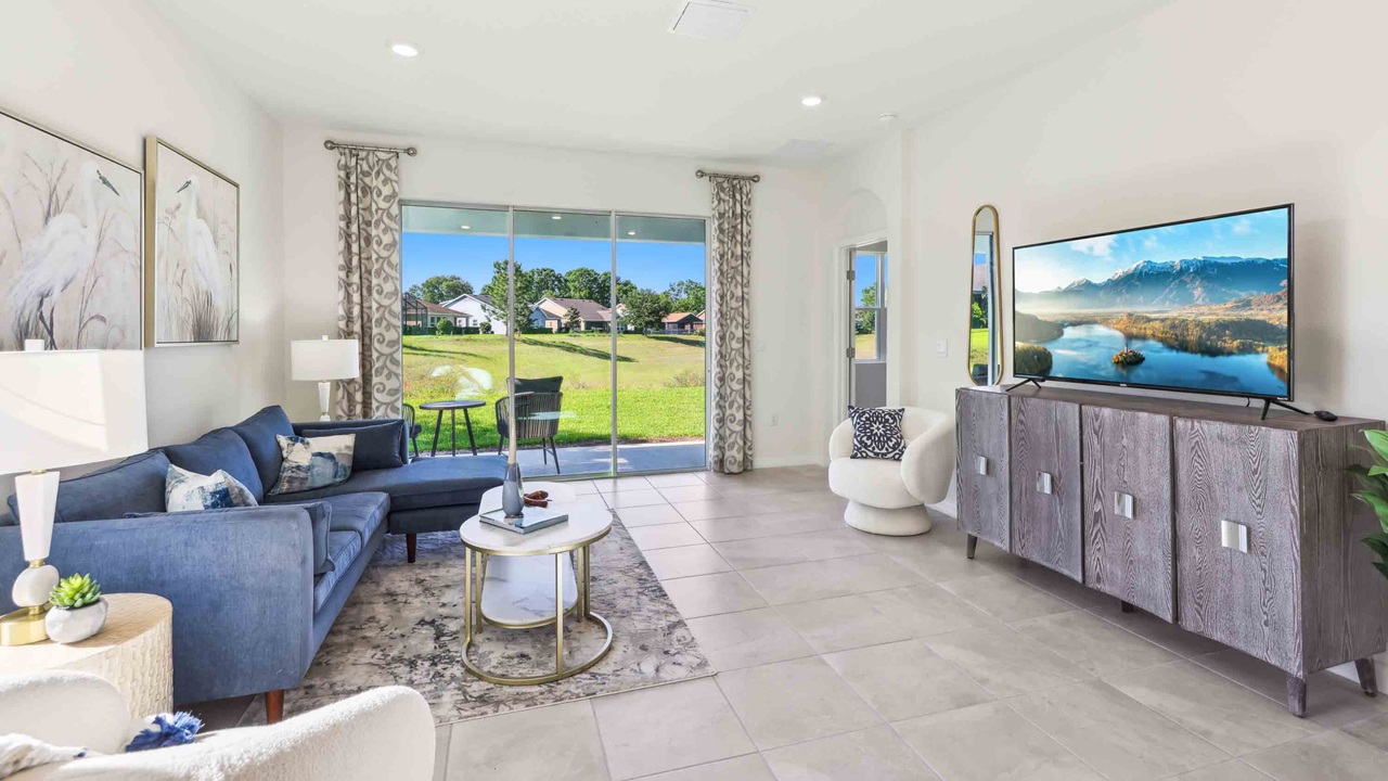 1 siesta ocp living room