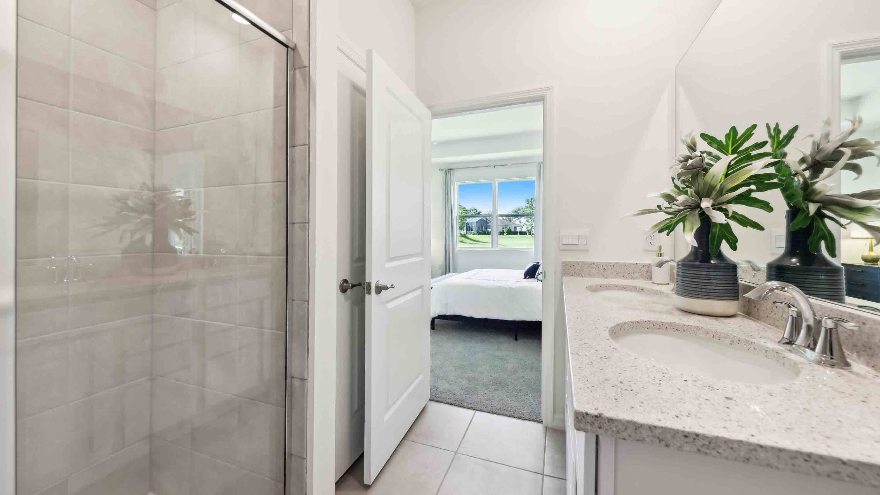 Siesta Owners Ensuite Bathroom