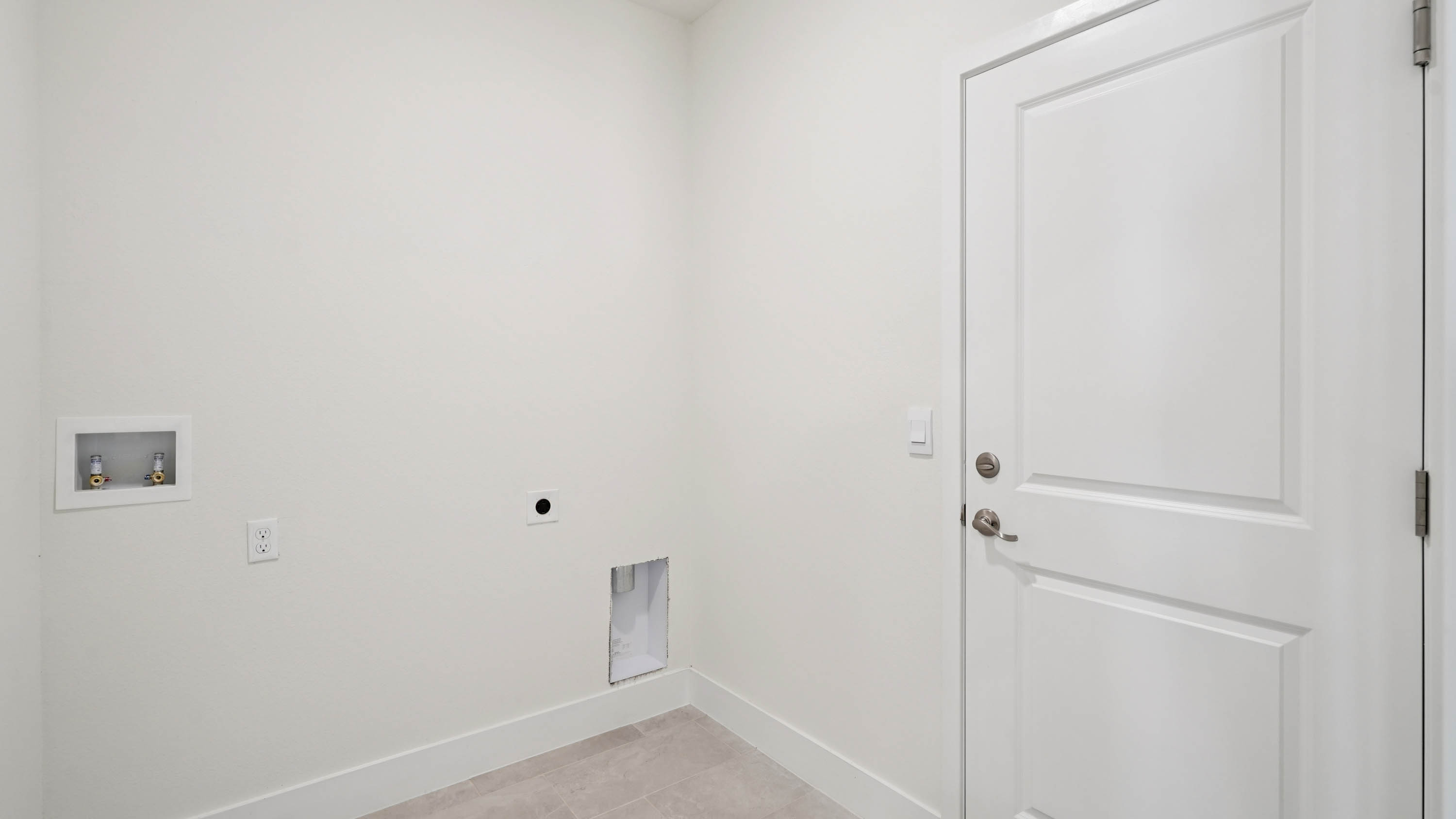 Lantana Laundry Room